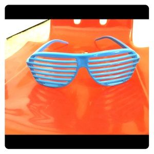 80s/90’s cool shades